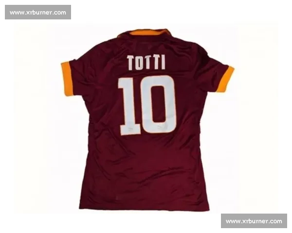 西班牙第四级别球队推出罗马主题球衣,托蒂名言镌刻永恒忠诚